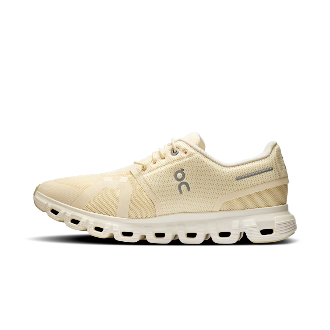 On Running Cloud 6 Castor Ivory (W)